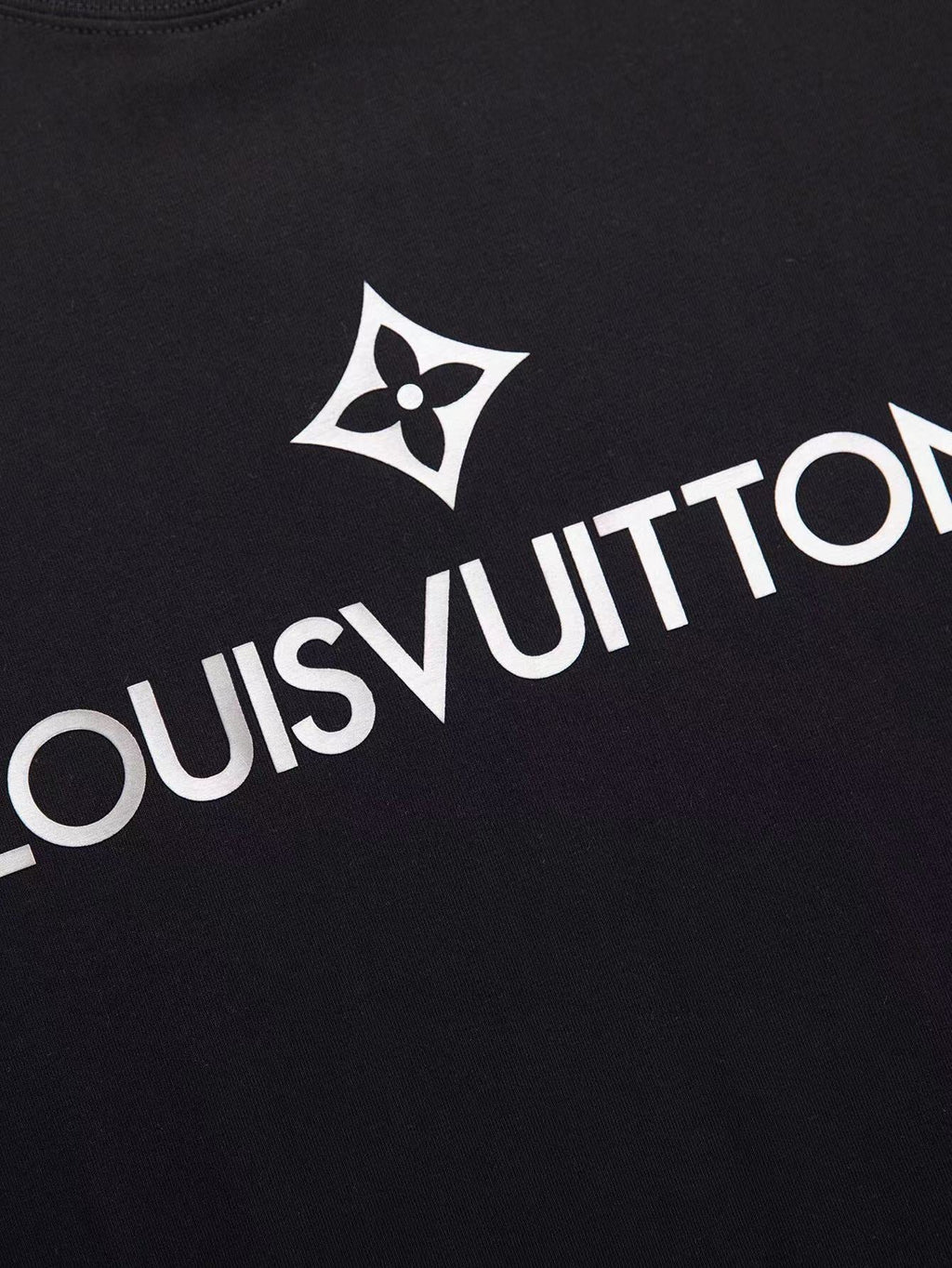 0528 L's Logo T-Shirt
