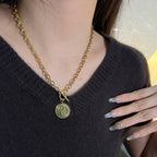 Interlocking G Round Pendant Necklace